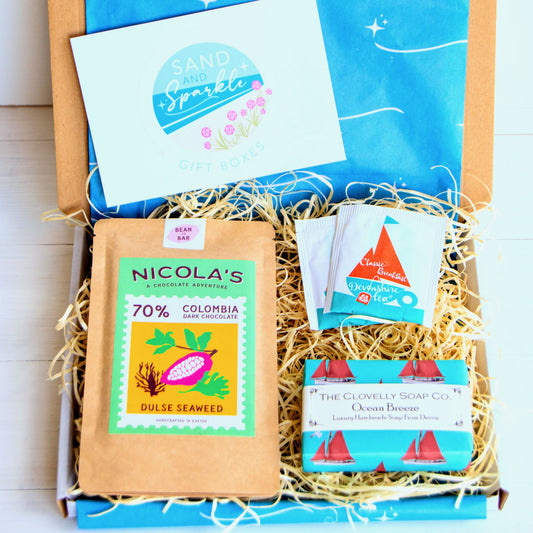 Devon Letterbox Gift Set with Nicola's chocolate, Clovelly ocean breeze soap and Devonshire tea