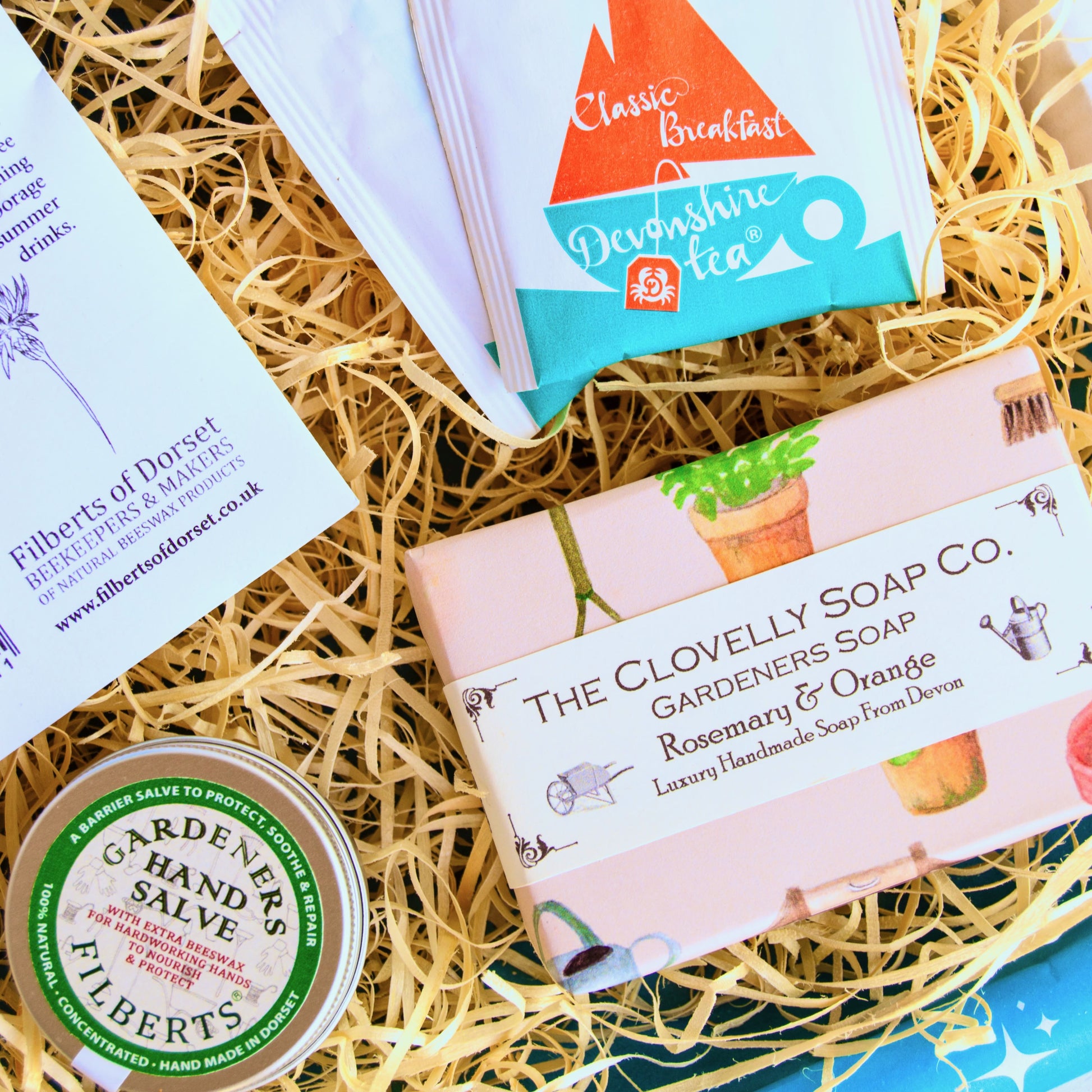 Gardeners Letterbox Gift Set with Clovelly Gardeners Soap, gardeners hand salve, seeds for bees and Devonshire tea